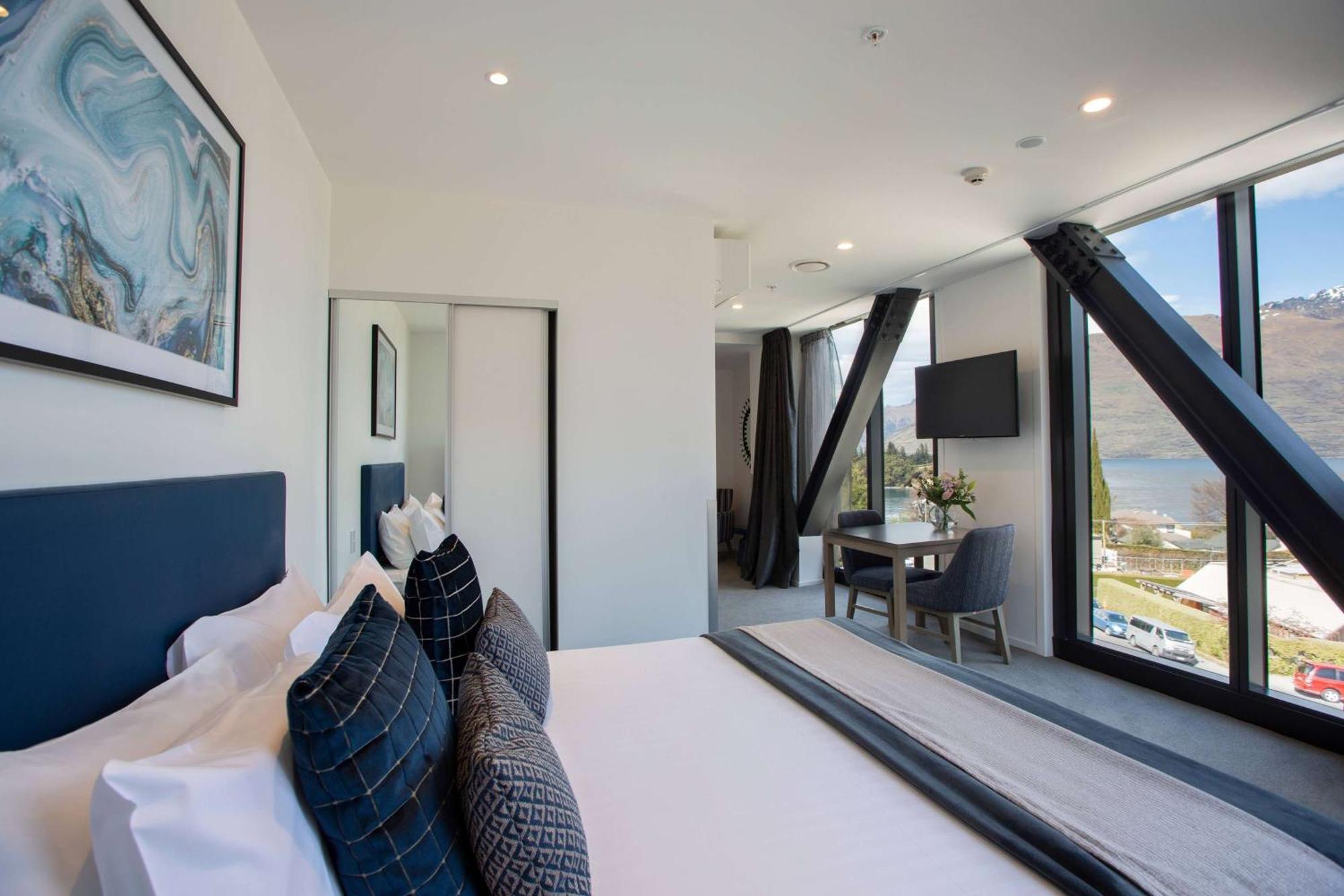 Ramada By Wyndham Queenstown Central エクステリア 写真
